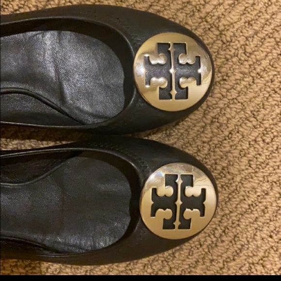 Tory Burch Black 🖤 flats...CLASSICS! - Picture 5 of 12